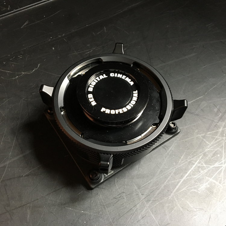 red_pl_lens_mount_001.jpg