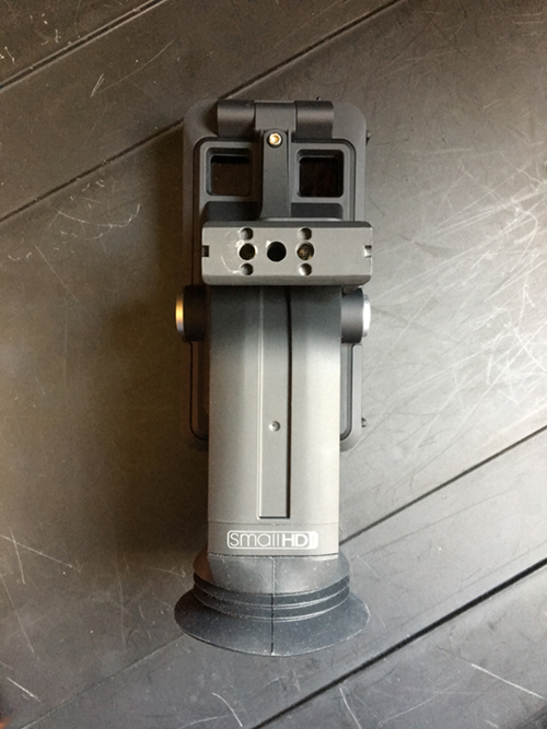 smallhd_502_sidefinder_bundle_03.jpg